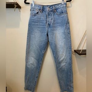 Levi jeans